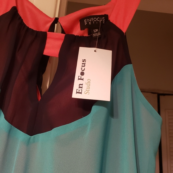 Enforce Studio Sleeveless Dress - Picture 14 of 14